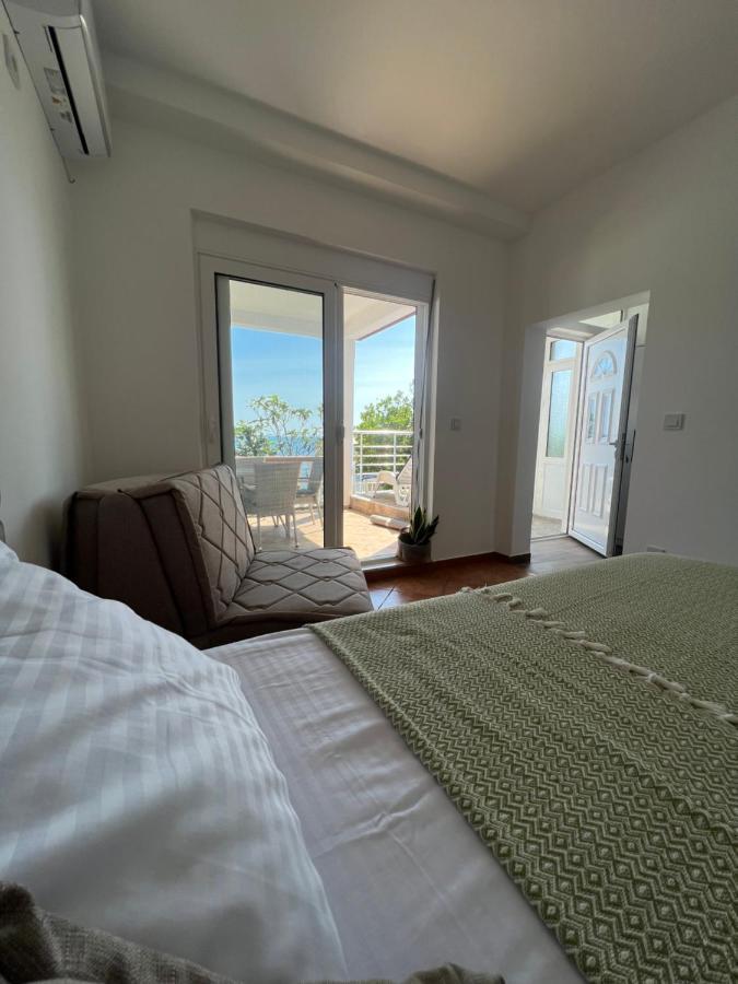 Azzure Apartment Ulcinj Exterior photo